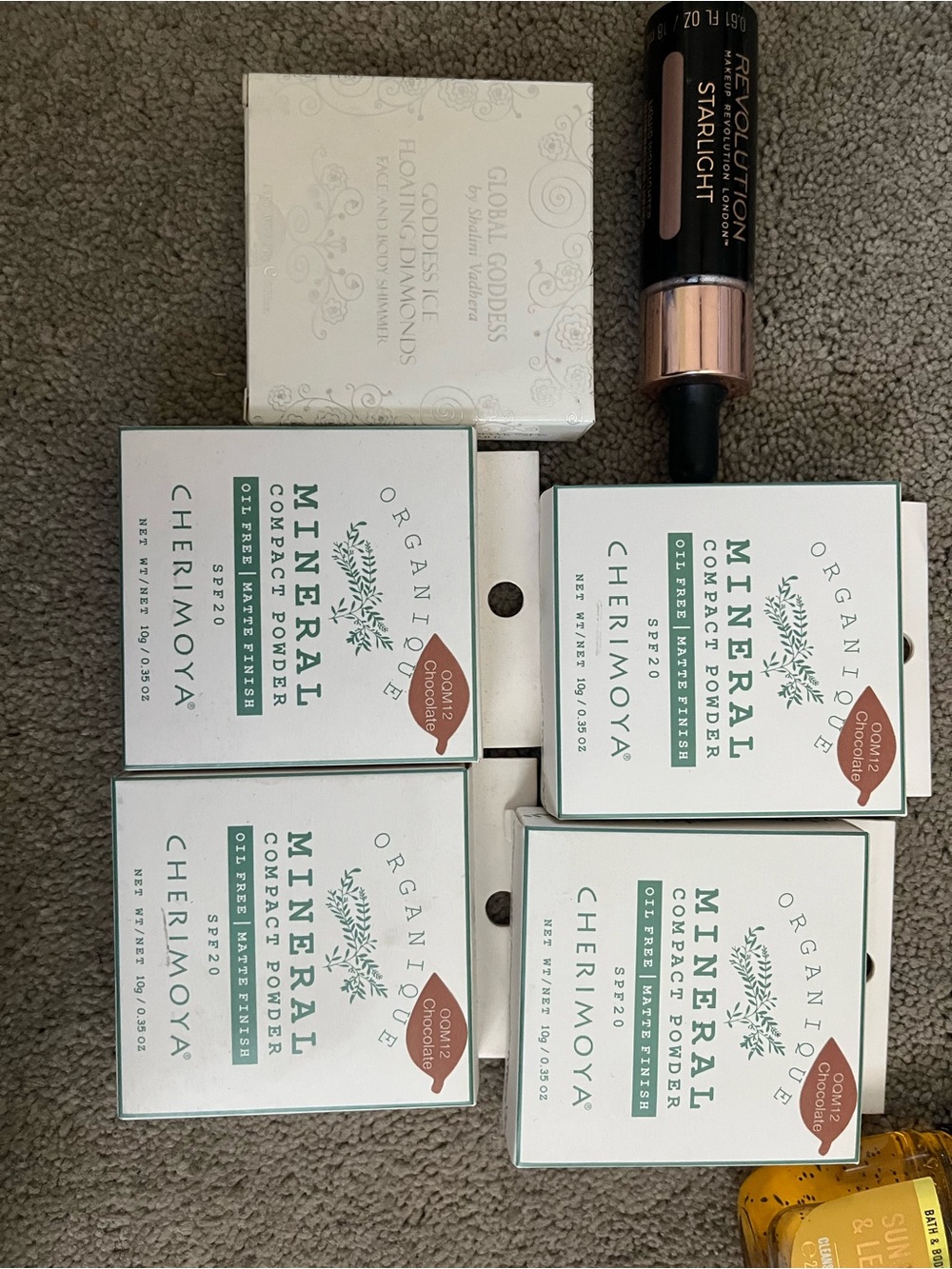 50 piece bundle mixed makeup - Picture 2 of 5